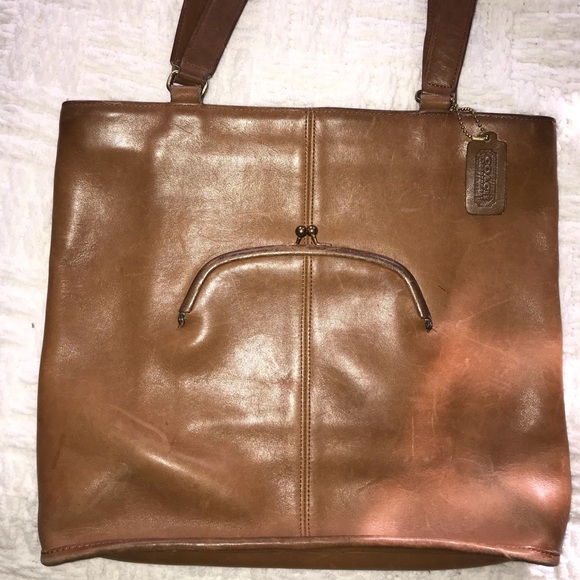 Coach Handbags - Vintage Coach Bag
